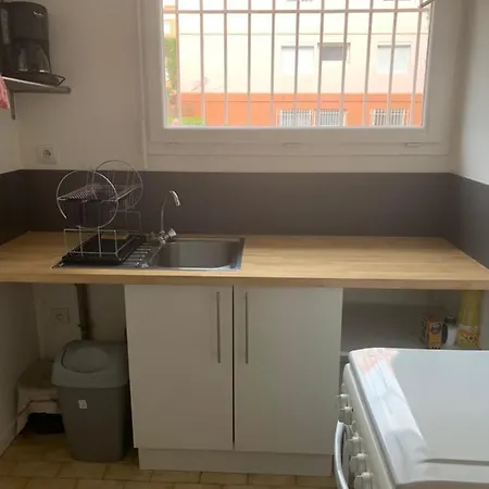 T1bis Avec Jardin à Gare Appartement Hyères